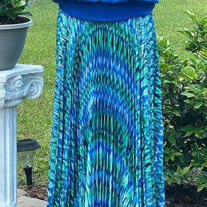 Chicos Size1 Long Pleated Skirt